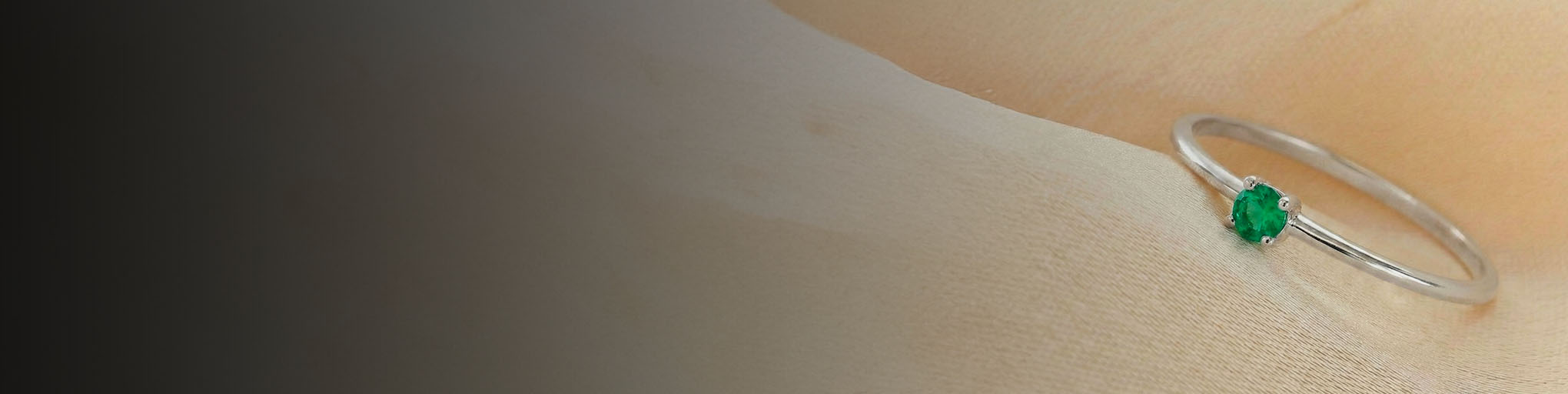 Bagues de Fiançailles Émeraude Or Blanc