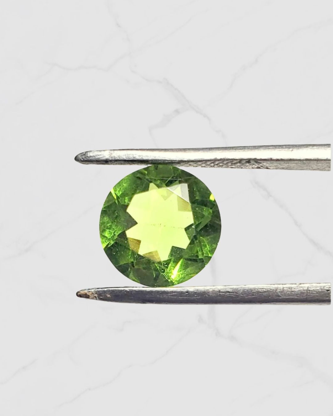 diamond-vert.jpg__PID:471361d5-a6b4-495c-9738-3988ecb0636b