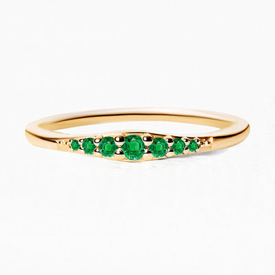 Emerald Sushma ring in yellow gold