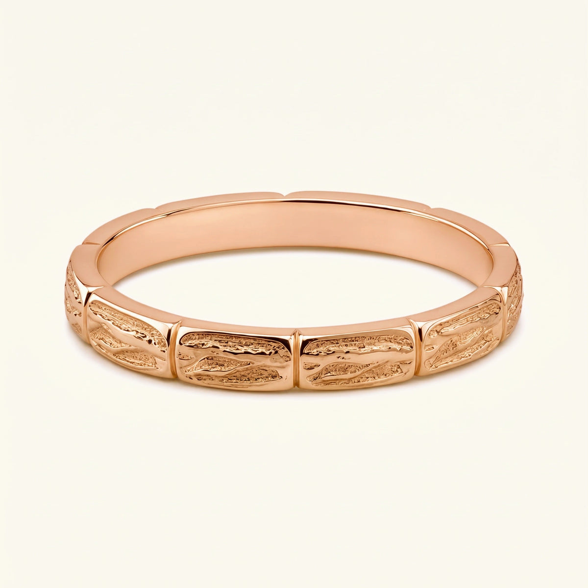 Men's Sobek wedding ring in 18K rose gold, band chiselled with crocodile scales
