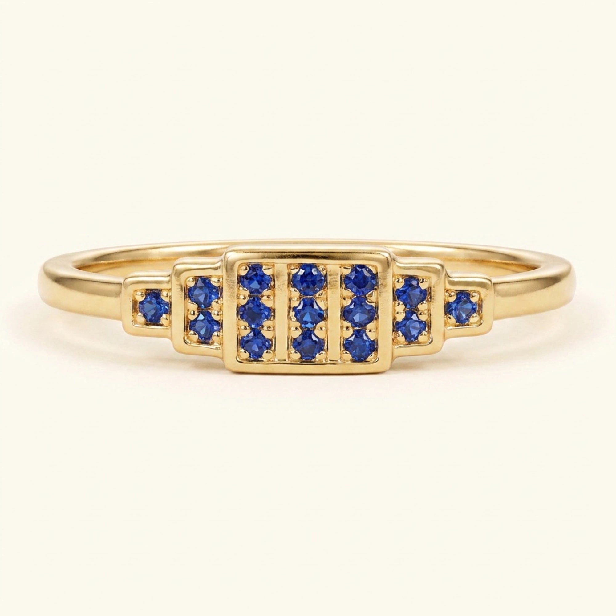 Bague alliance Brami XL géométrique art déco en or jaune sertie de saphirs