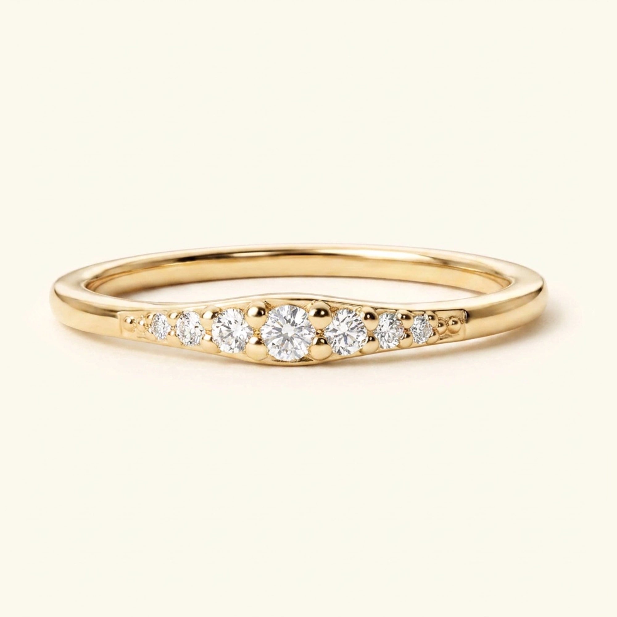 Alliance Sushma pavée de diamant en dégradée en or jaune