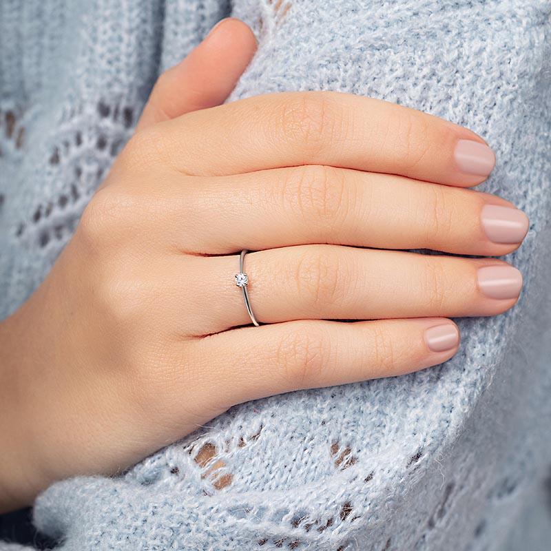 Bague diamant solitaire en or rose Saral