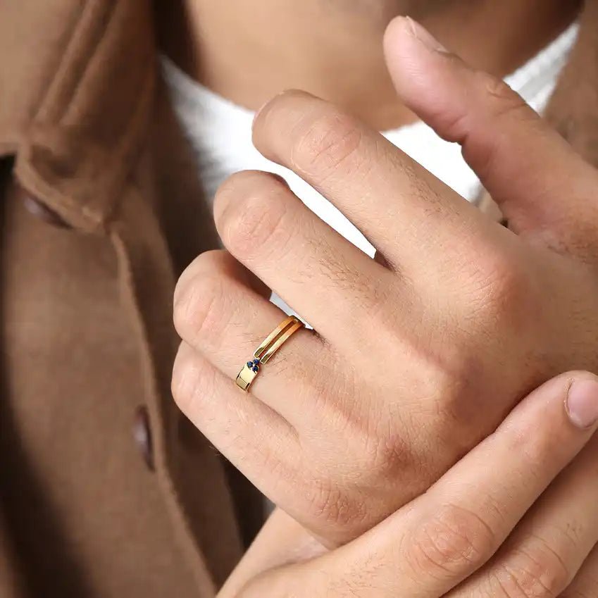 Vibhu Kabir 18k gold ring for men with sapphire

