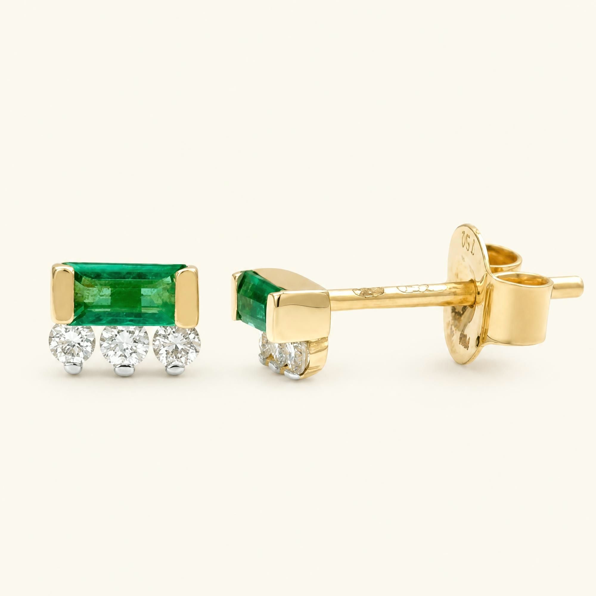 Prana emerald earrings yellow gold