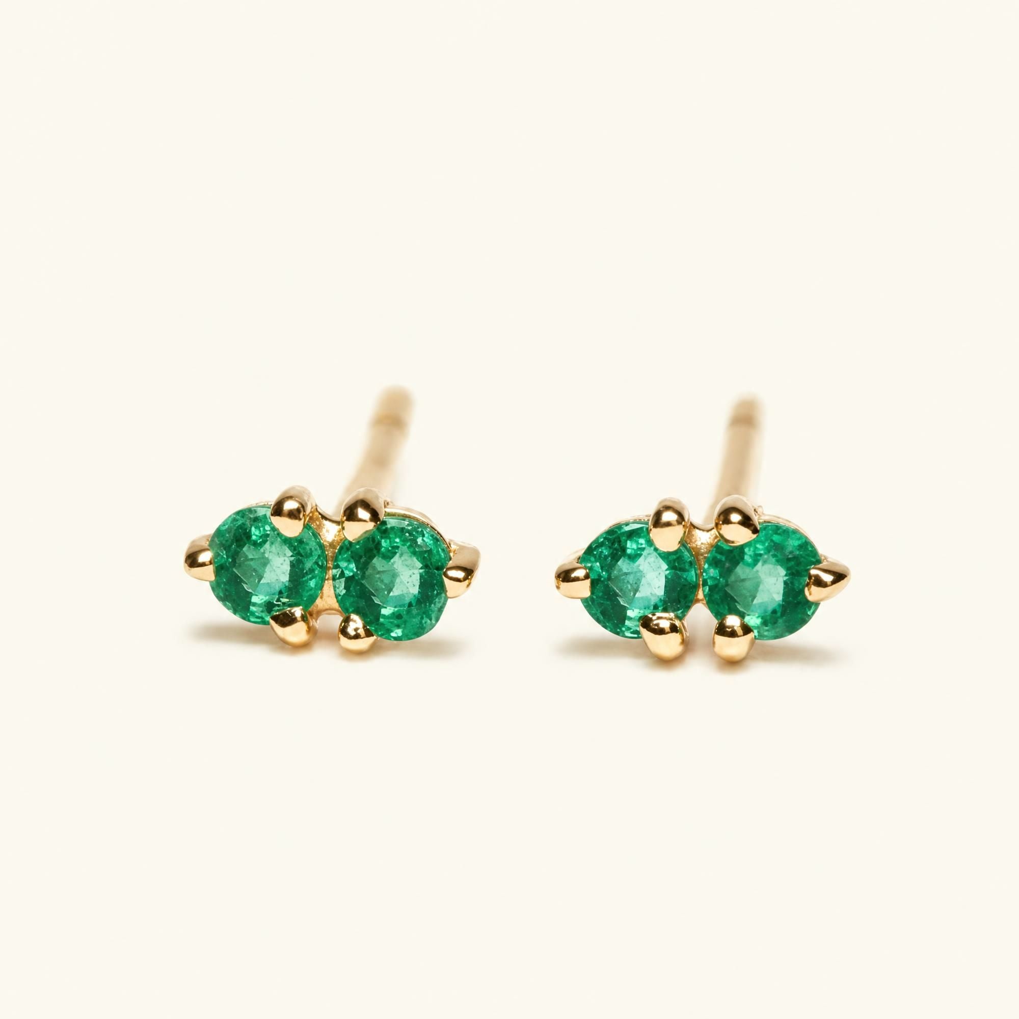 Prema earrings emerald - yellow gold