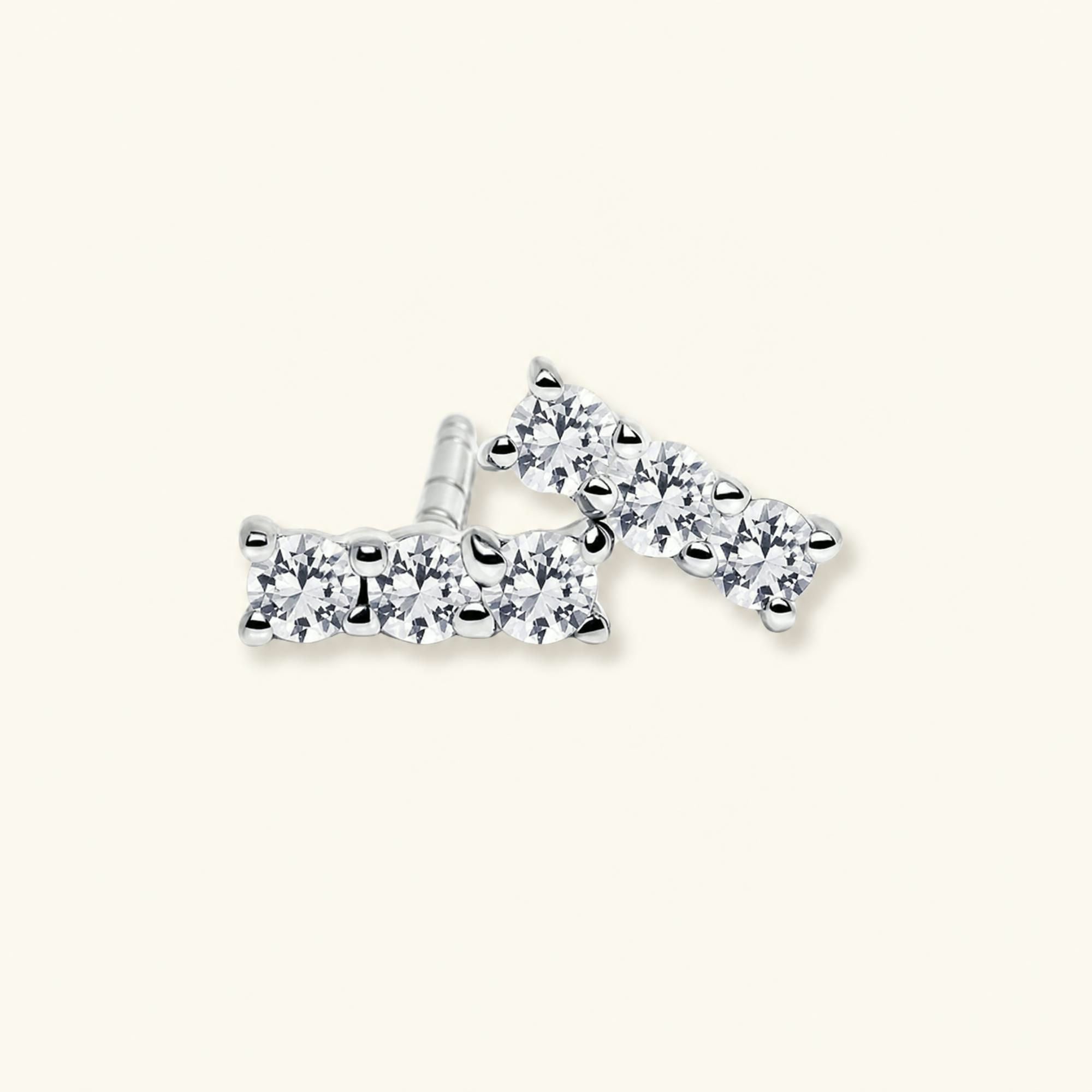 Tina earrings diamond - white gold