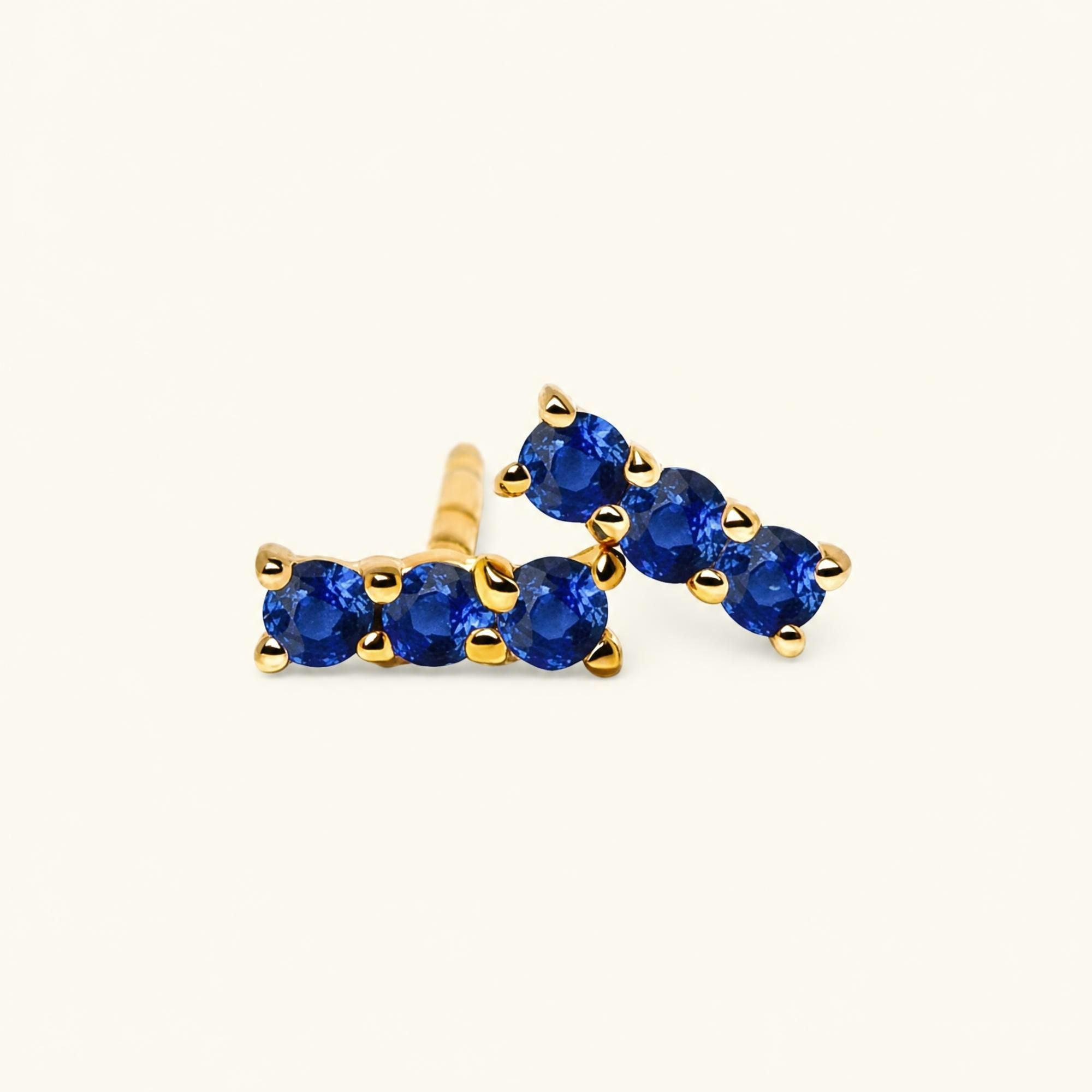 Tina Sapphire Earrings - yellow gold
