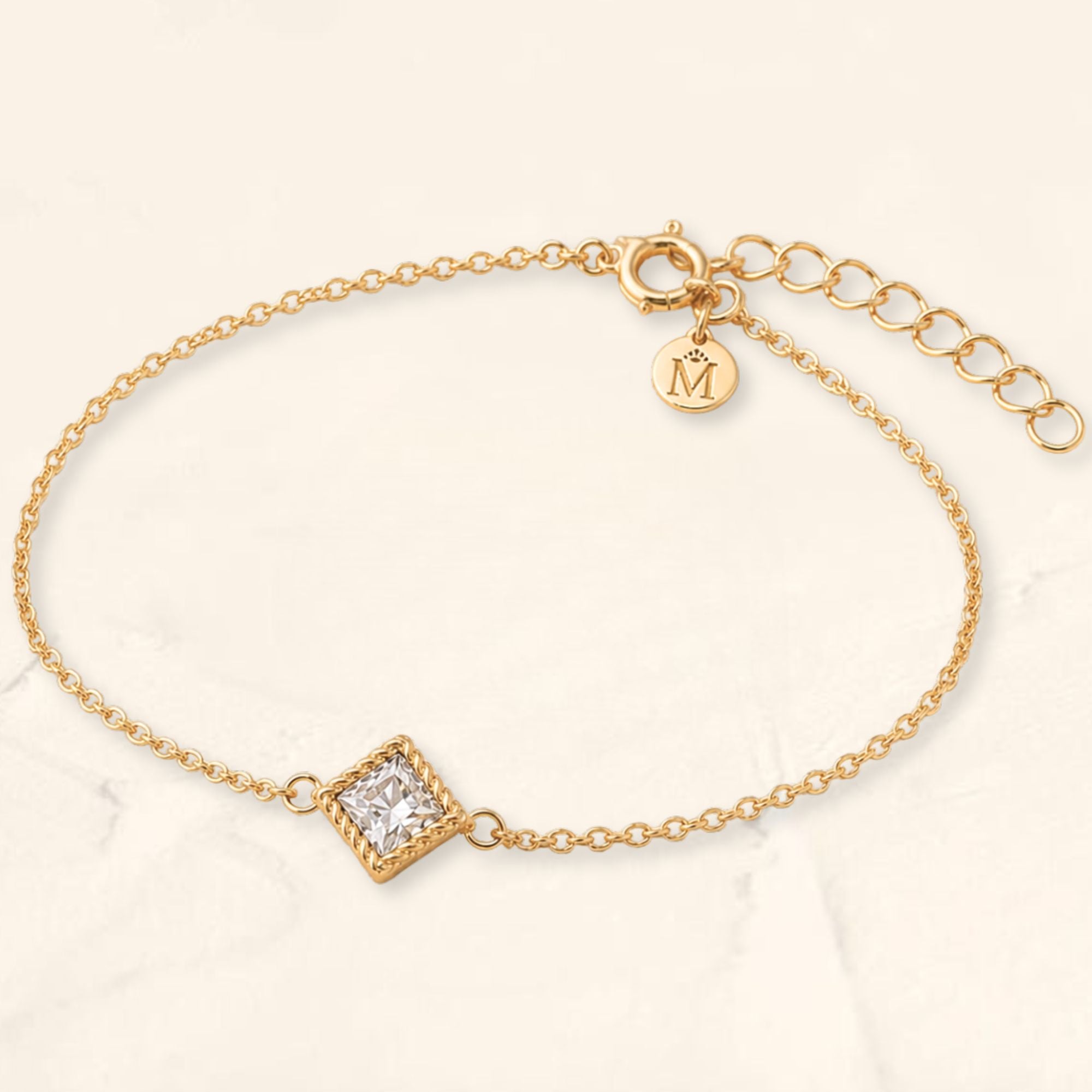 Indrani diamond bracelet in 18kt yellow gold