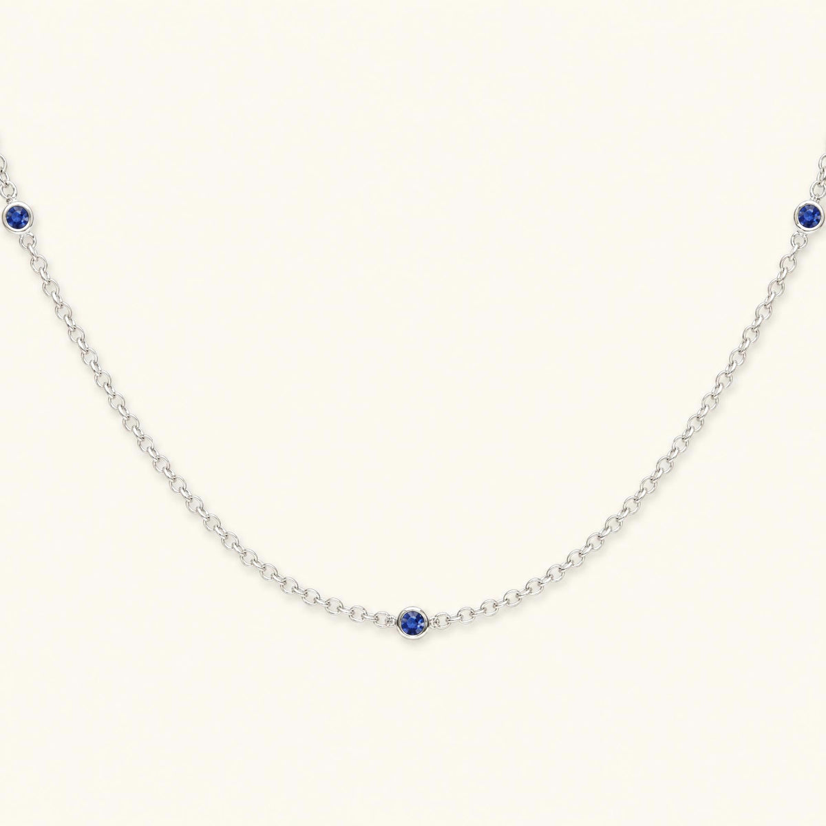 Asonya sapphire necklace in white gold