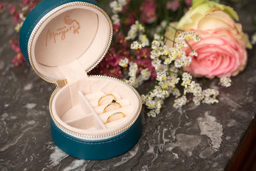 Mayuri jewellery case with polishing cloth for vermeil jewellery care