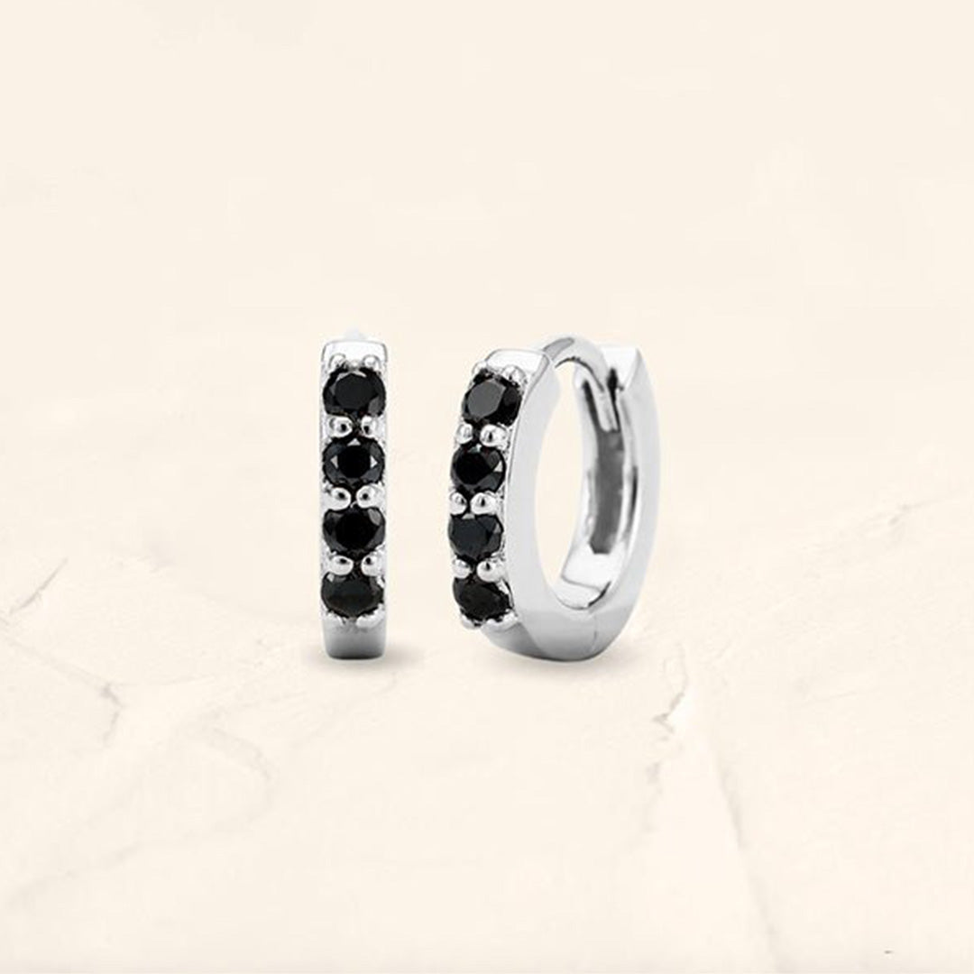 petites creoles sumitra en diamant noir argent