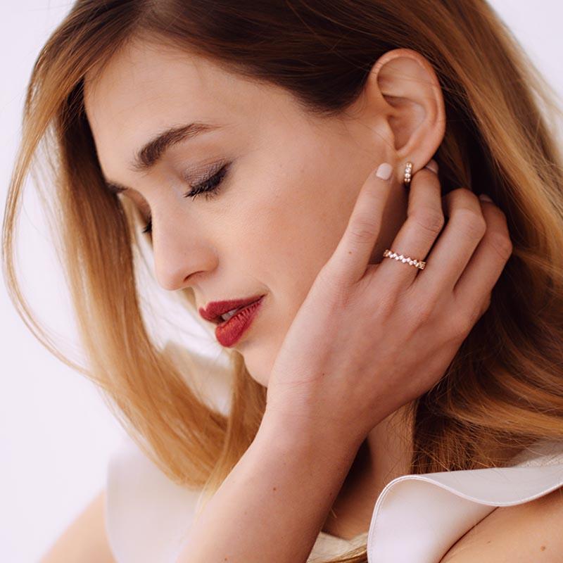 minimalist Sumitra diamond hoop earrings