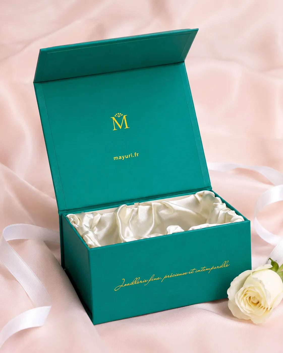 Coffret cadeau Mayuri gravé du monogramme